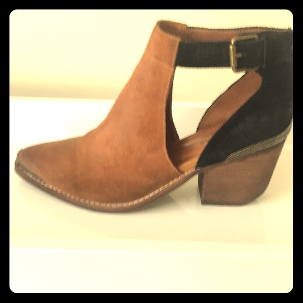 Woodruff Mid Ankle Bootie